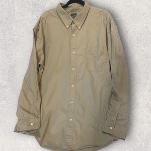 Chaps Men's Easy Care Khaki Long Sleeve Button Down Shirt